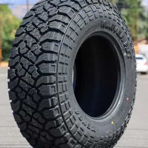 لاستیک کندا 285/60R18 گل 601 (قیمت برای ۲ حلقه)